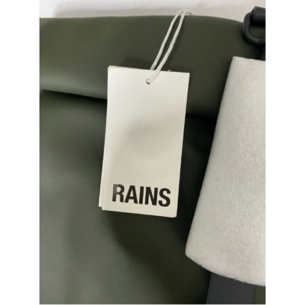 Rains Green Rolltop Rucksack Waterproof Backpack Carabiner Strap Laptop 18
